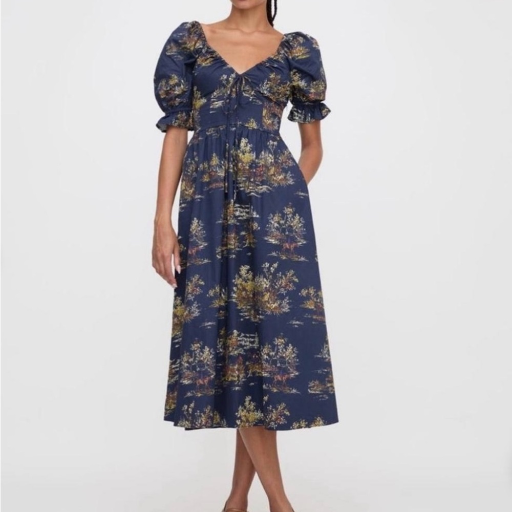 NWOT *SOLD OUT* Hill House Home Ophelia Dress